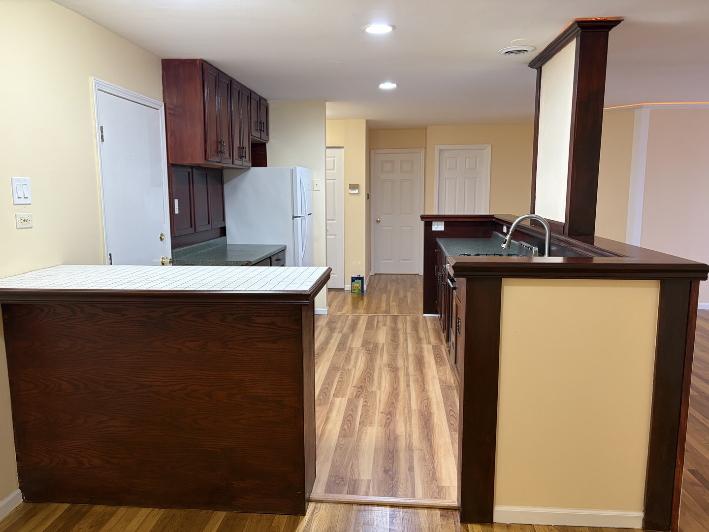 8836 N Western Avenue 207g Property Photo 17