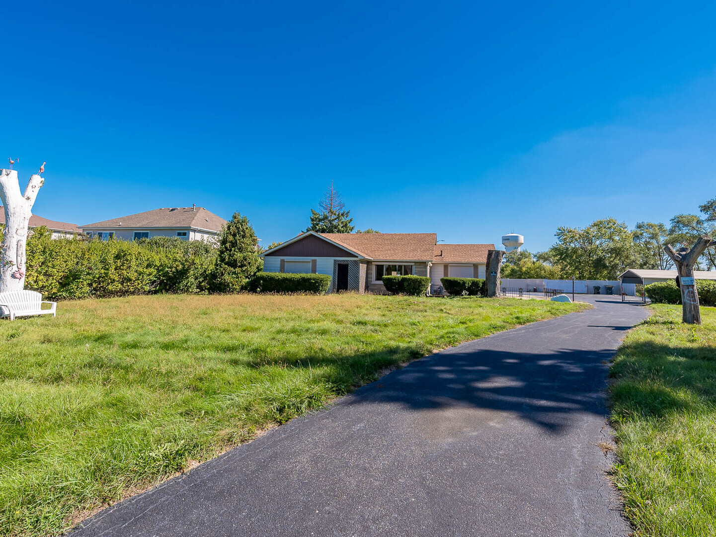 20185 Torrence Avenue Property Photo 1