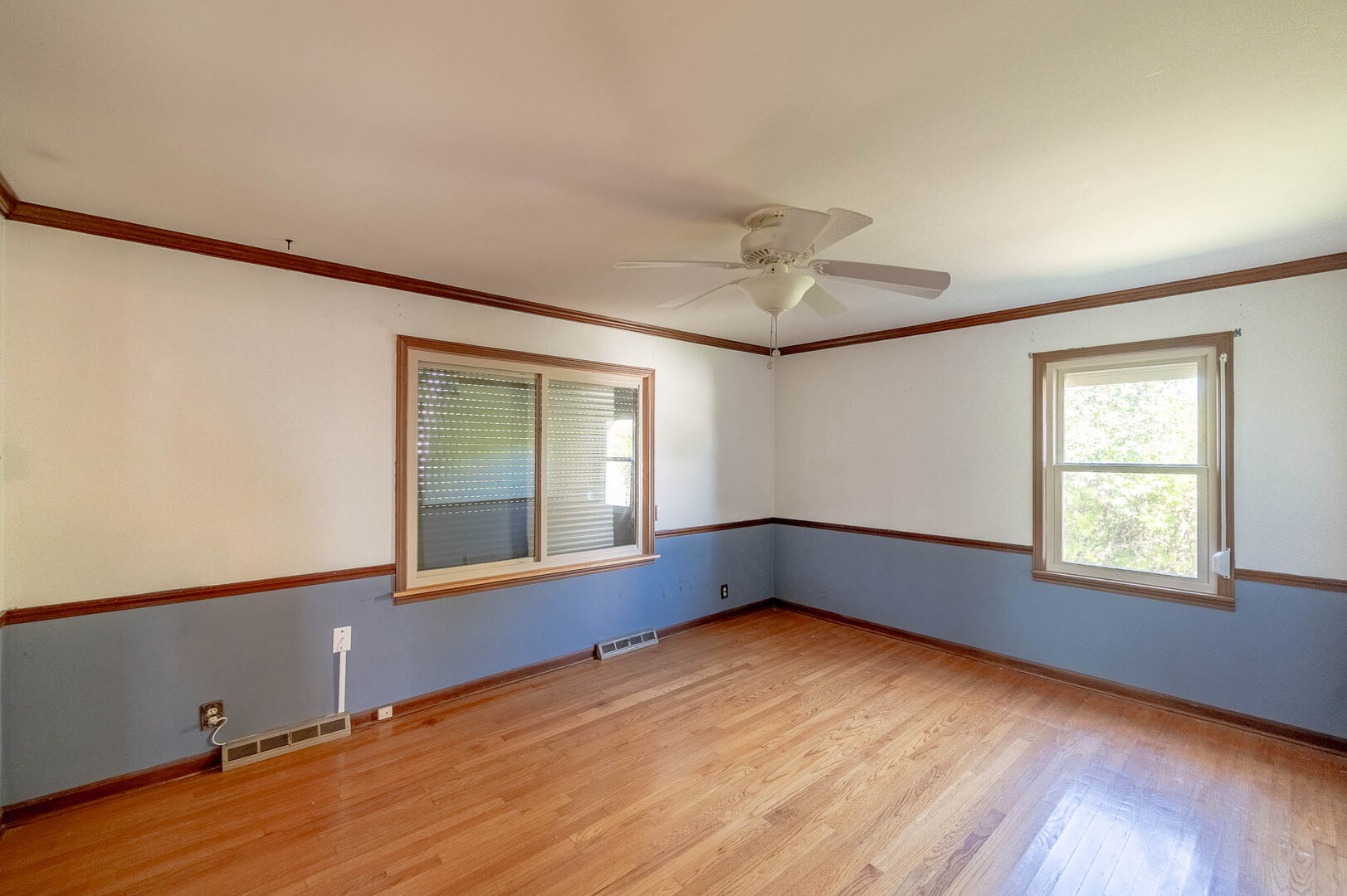 20185 Torrence Avenue Property Photo 10