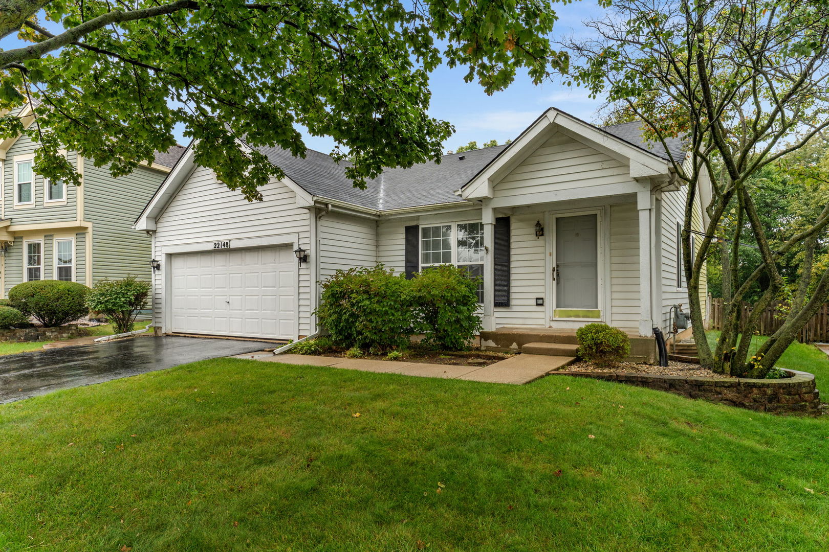 22148 W Plymouth Circle Property Photo 1
