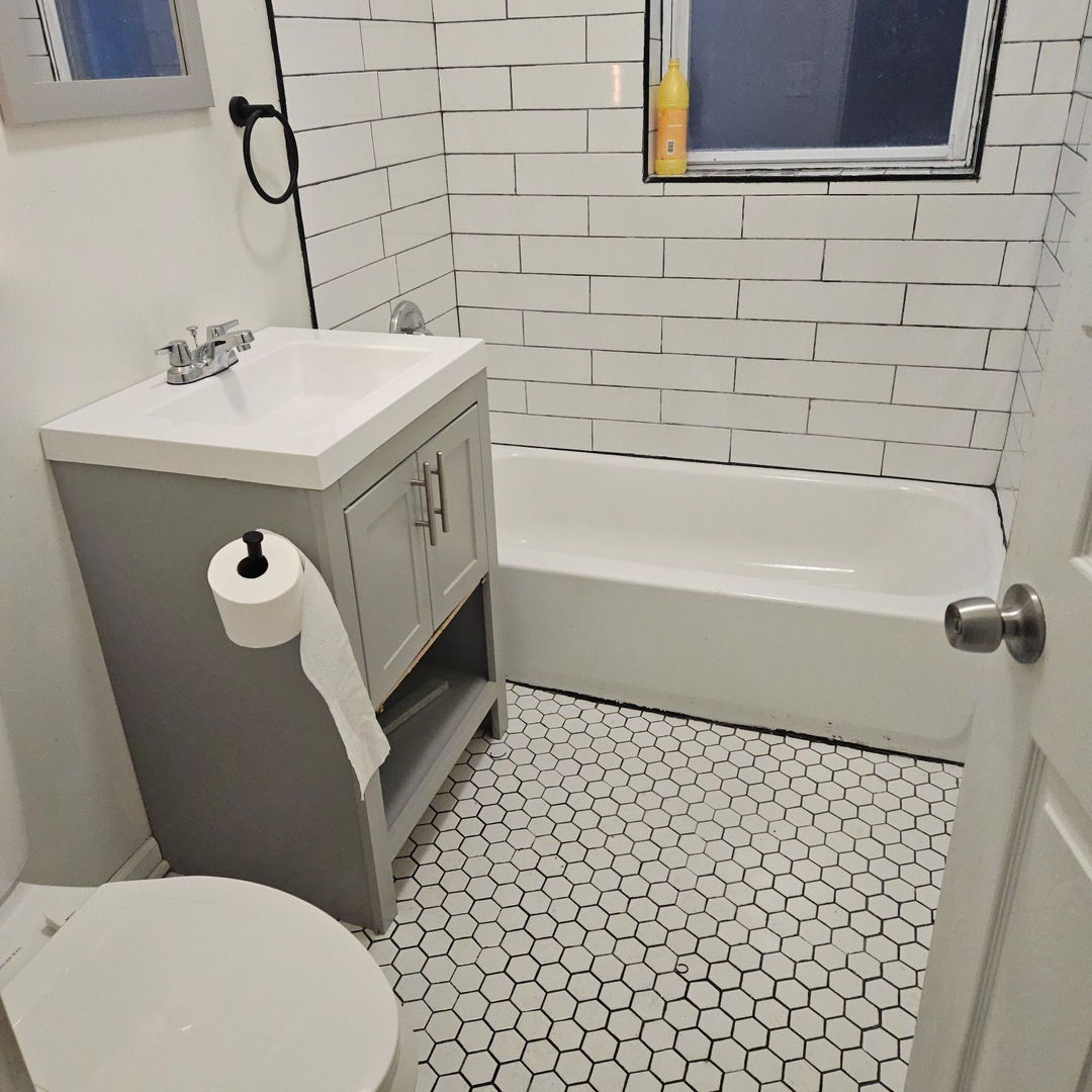 5236 W Washington Boulevard 1 Property Photo 5