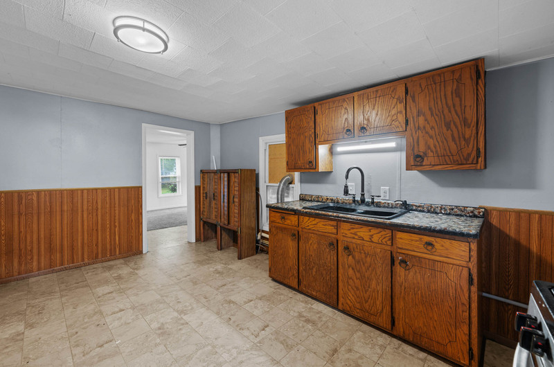 454 Docia Street Property Photo 12