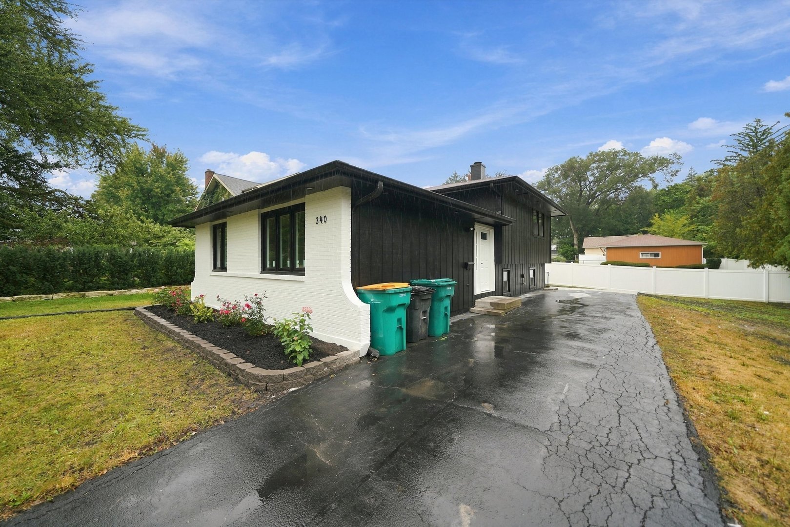 340 S Addison Avenue Property Photo 13
