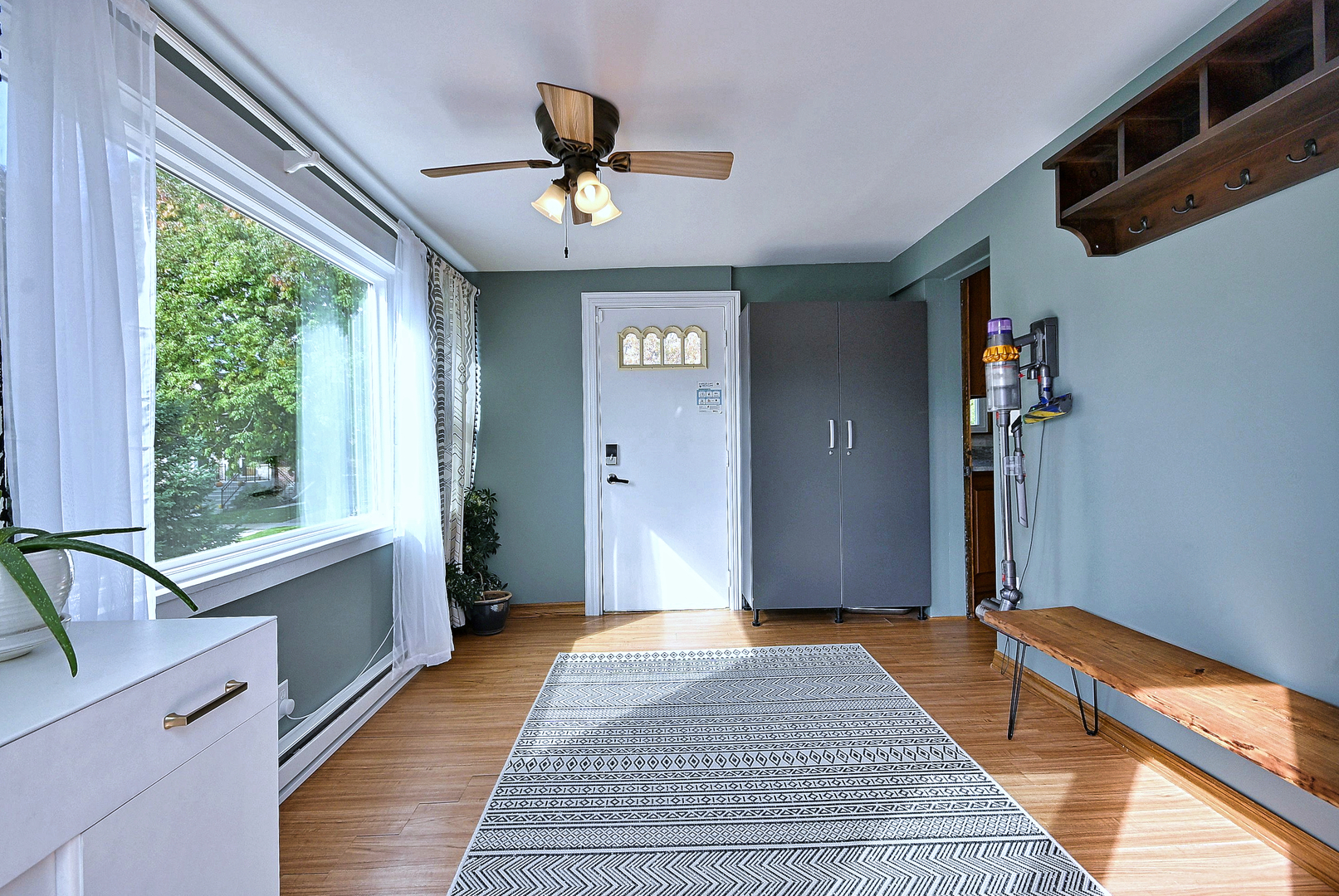 7041 W School Street Property Photo 18