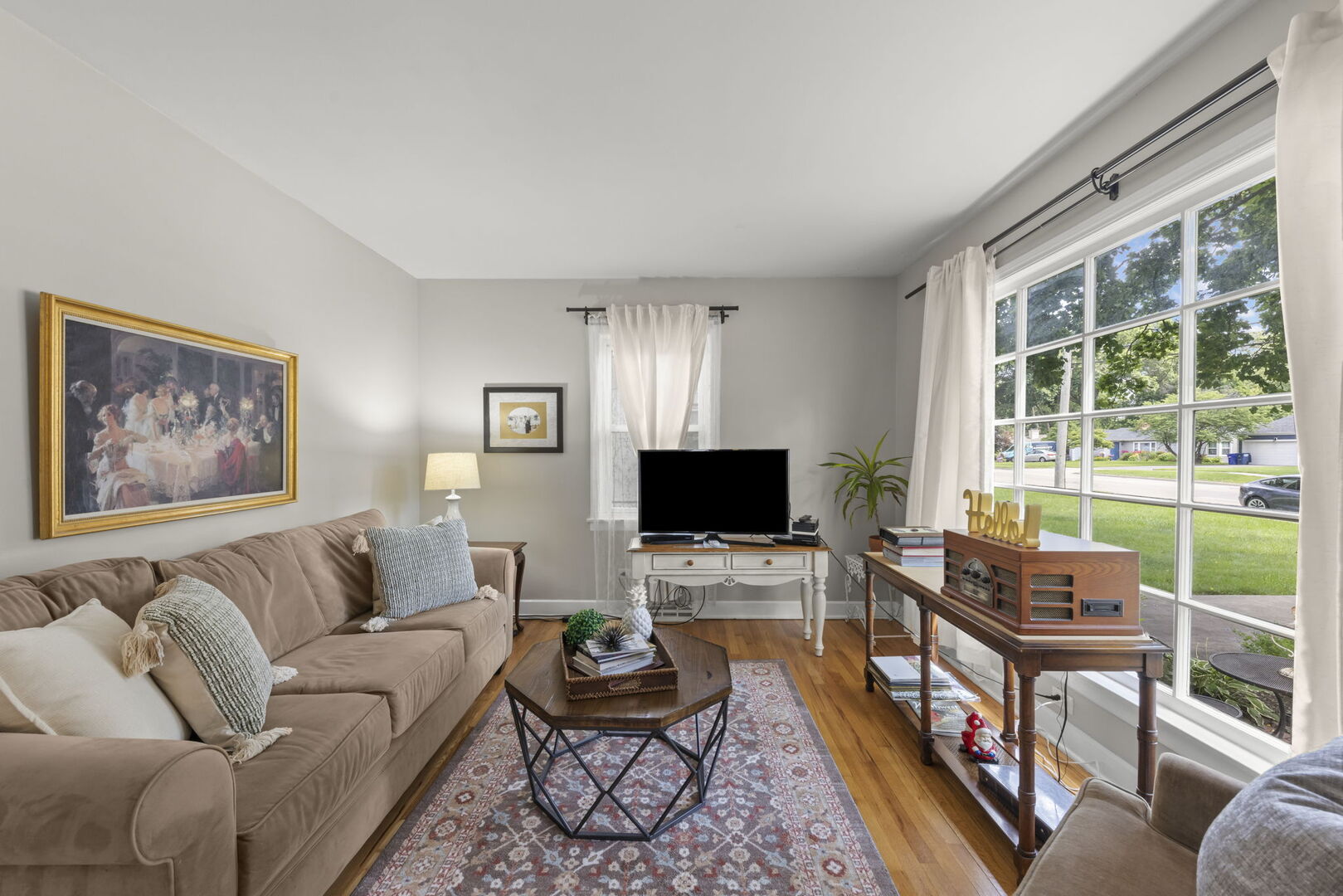 1110 N President Street Property Photo 4