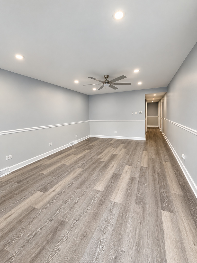 14733 Maplewood Avenue Property Photo 3
