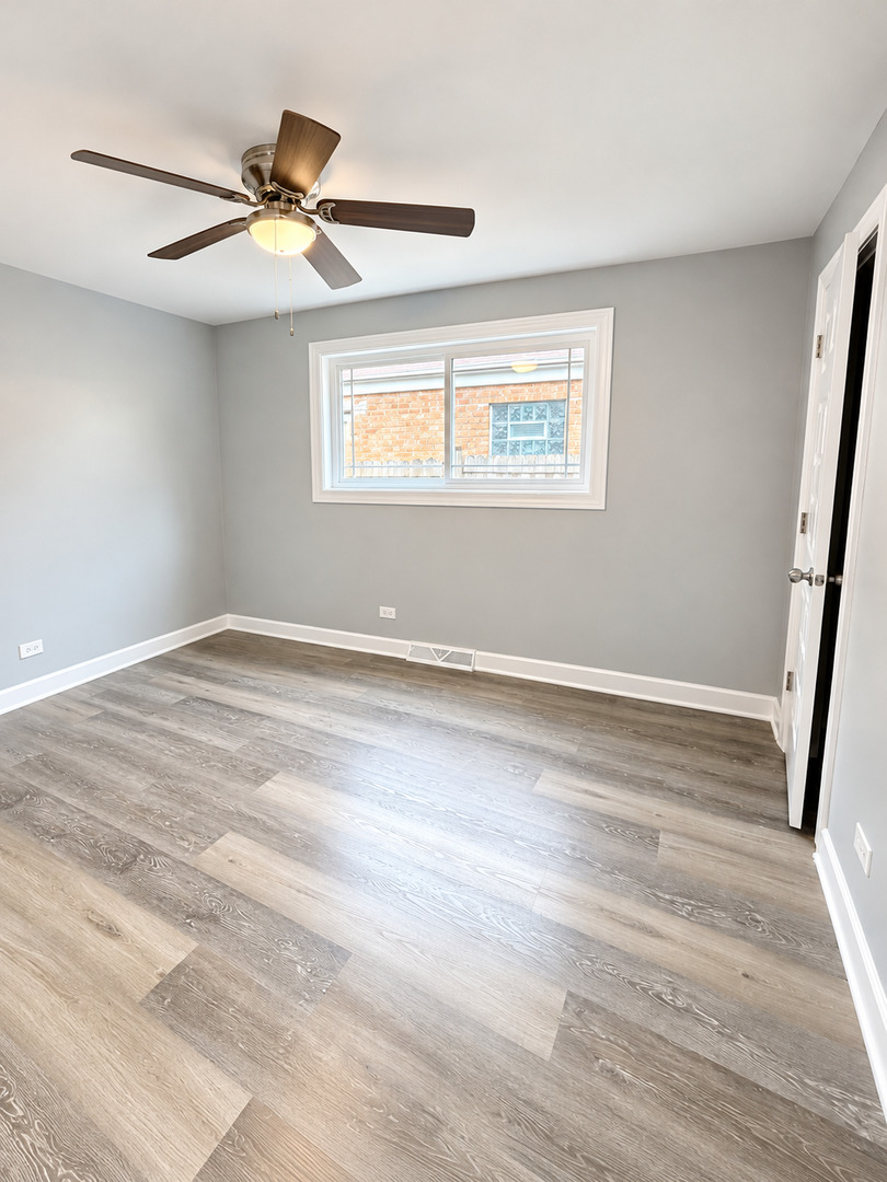 14733 Maplewood Avenue Property Photo 11