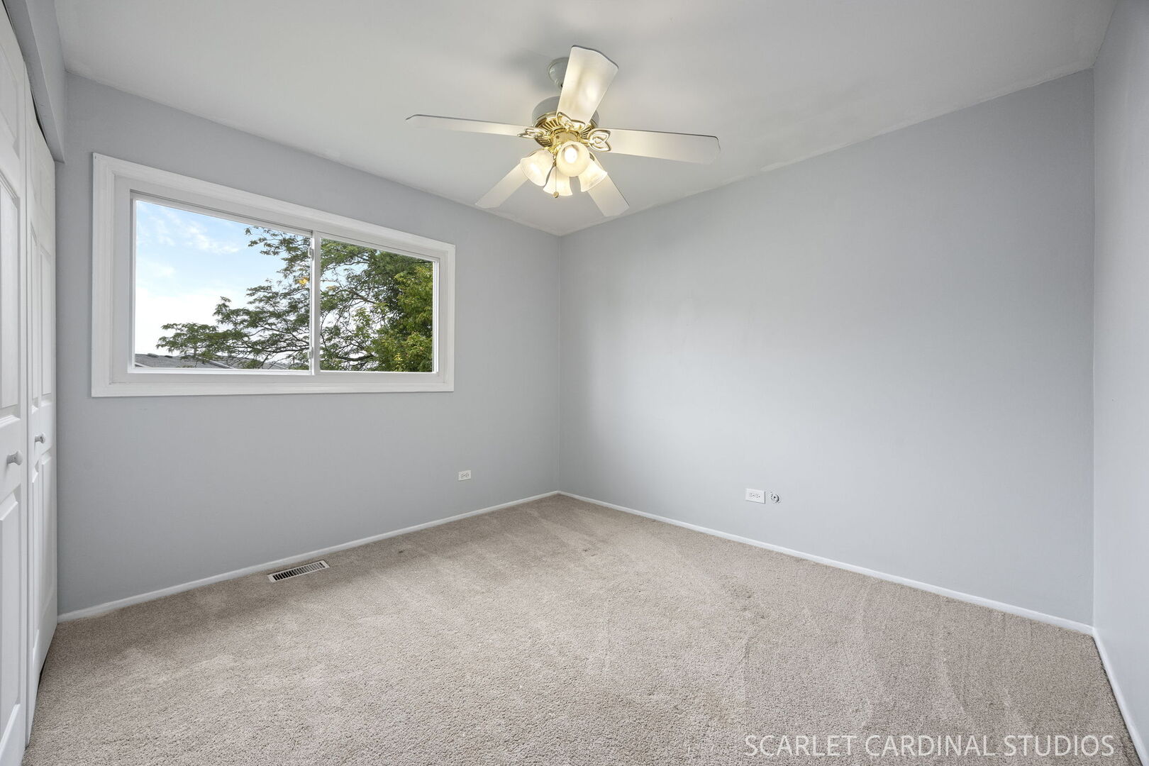 376 Thorncliff Drive Property Photo 13