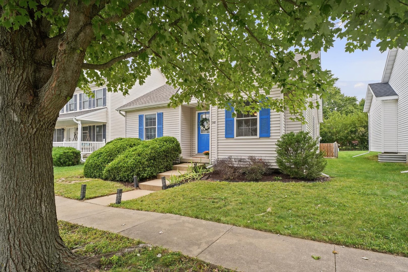 1419 S Smith Road Property Photo 7