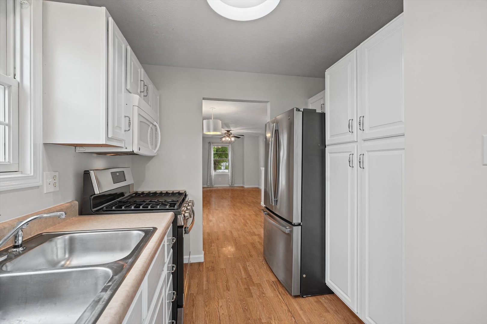 1419 S Smith Road Property Photo 25