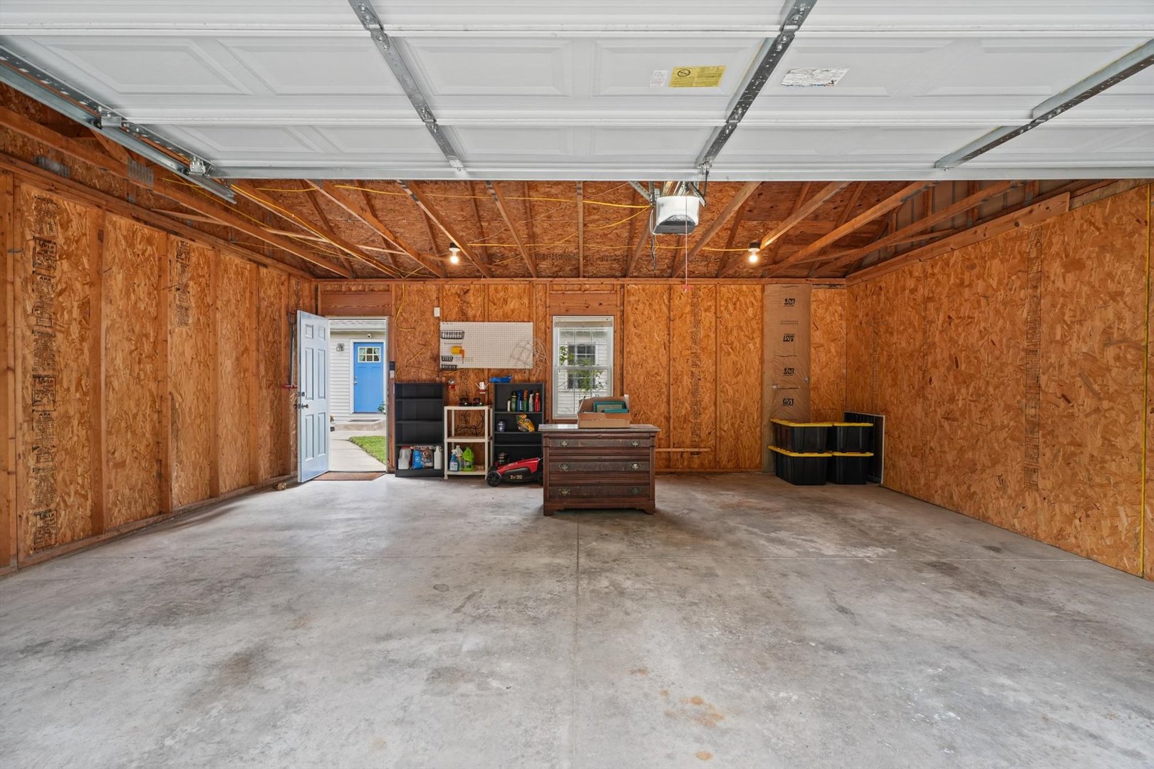 1419 S Smith Road Property Photo 48