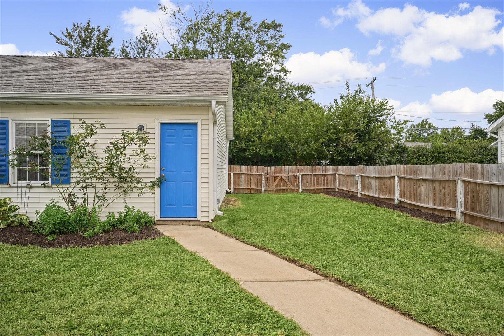 1419 S Smith Road Property Photo 61