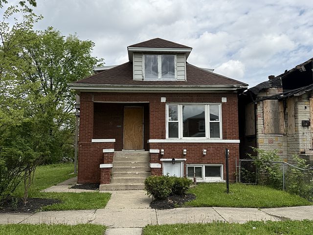 1344 W 108th Place Property Photo 1