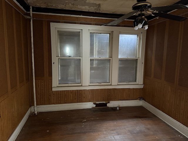 1344 W 108th Place Property Photo 5