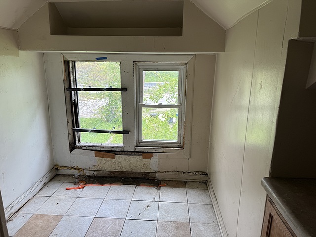 1344 W 108th Place Property Photo 13