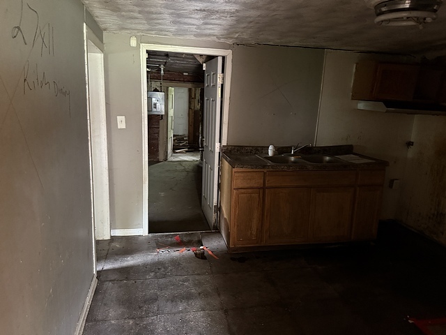 1344 W 108th Place Property Photo 16