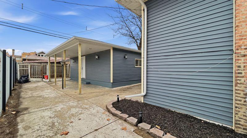 7724 S Chappel Avenue Property Photo 16
