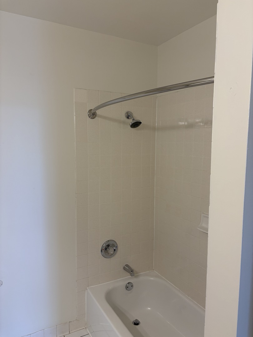 625 Deerfield Road 309 Property Photo 12