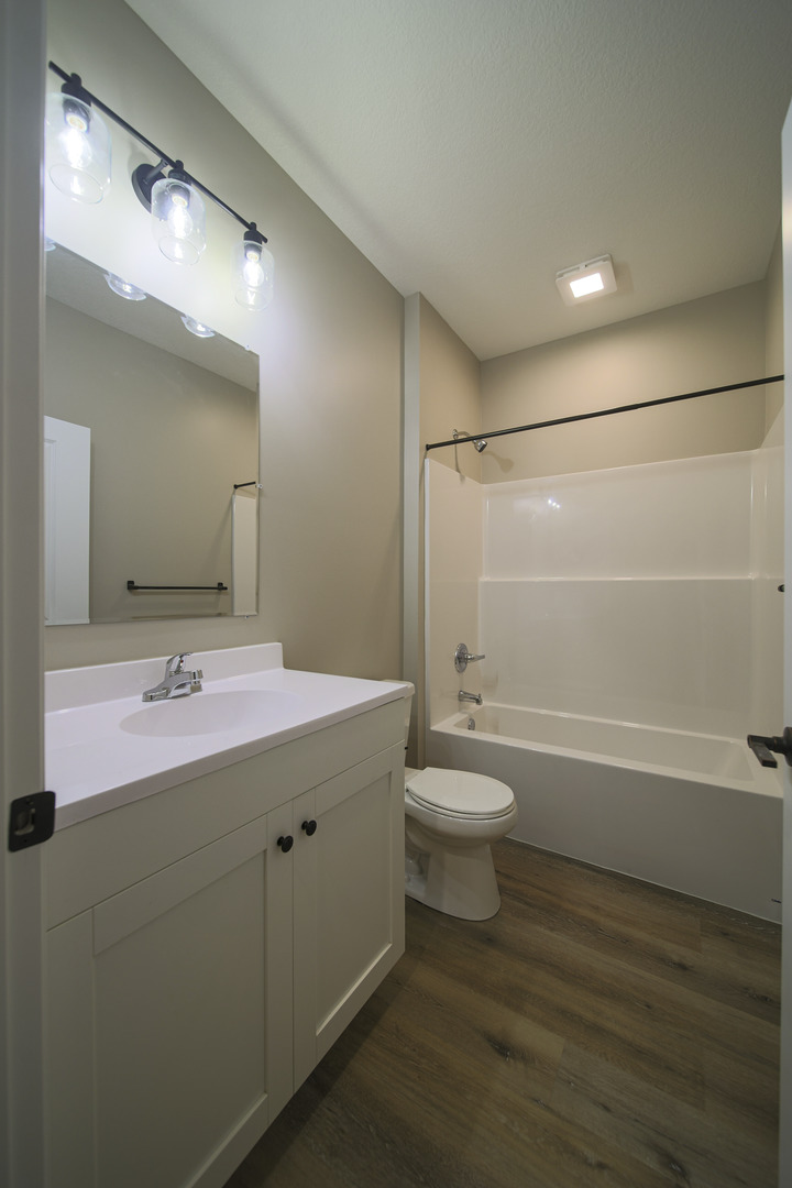 1208 Devils Glen Road Property Photo 8
