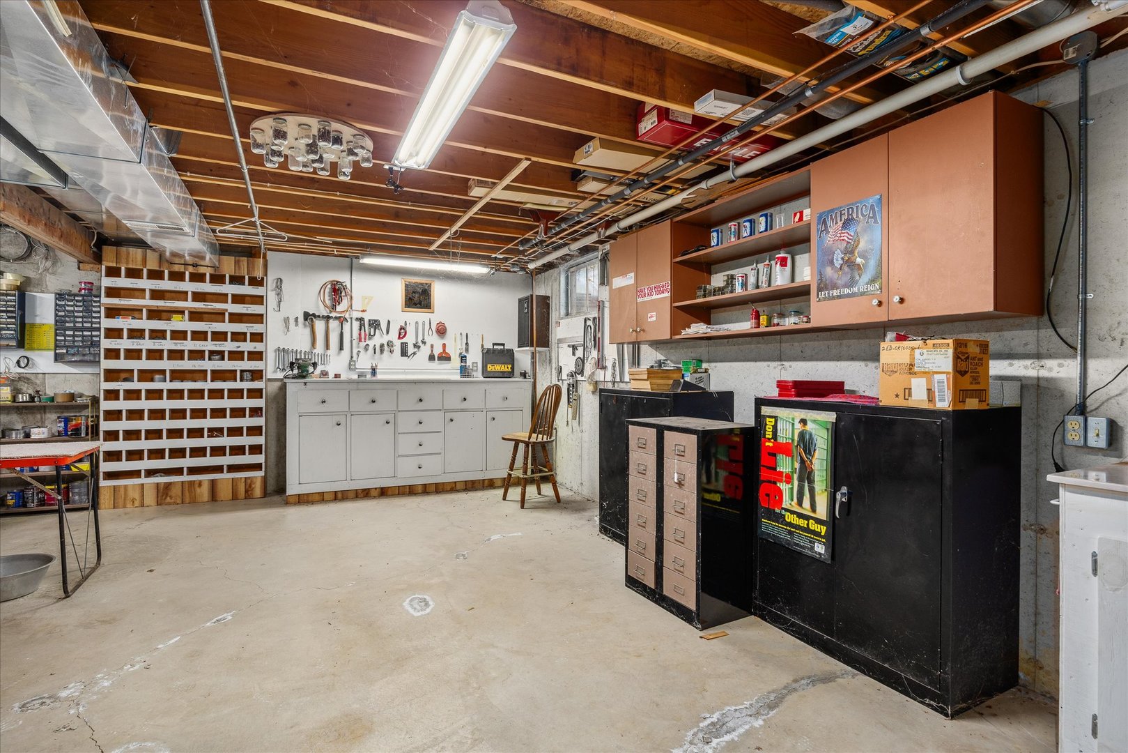 1608 S Hawthorne Road Property Photo 19
