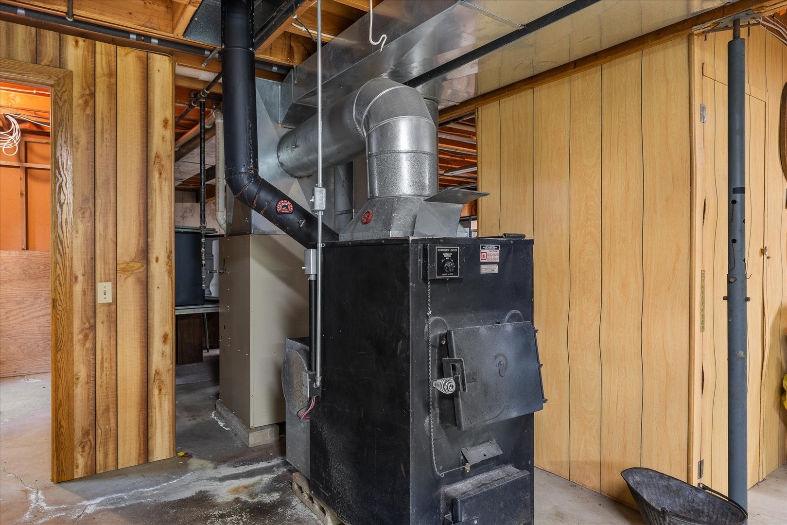 1608 S Hawthorne Road Property Photo 21