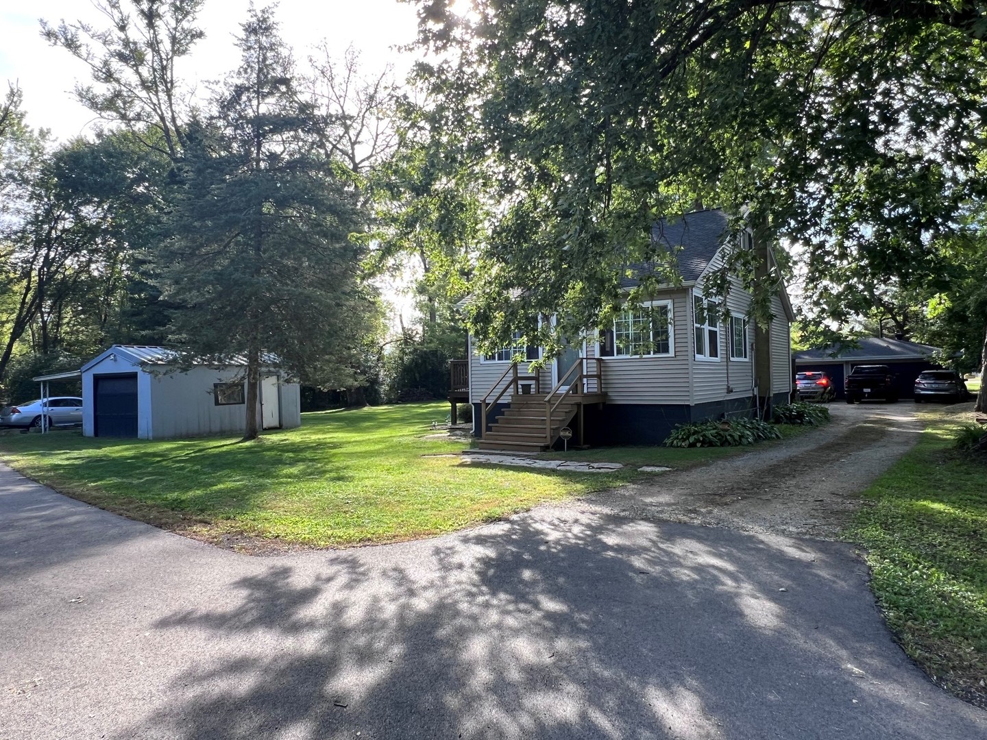 1701 W Low Avenue Property Photo 8