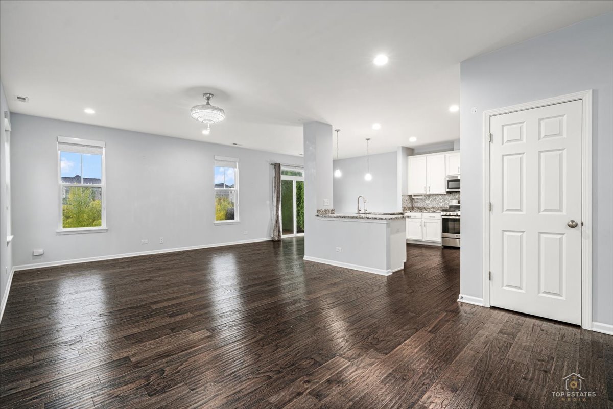 4177 Irving Road Property Photo 3