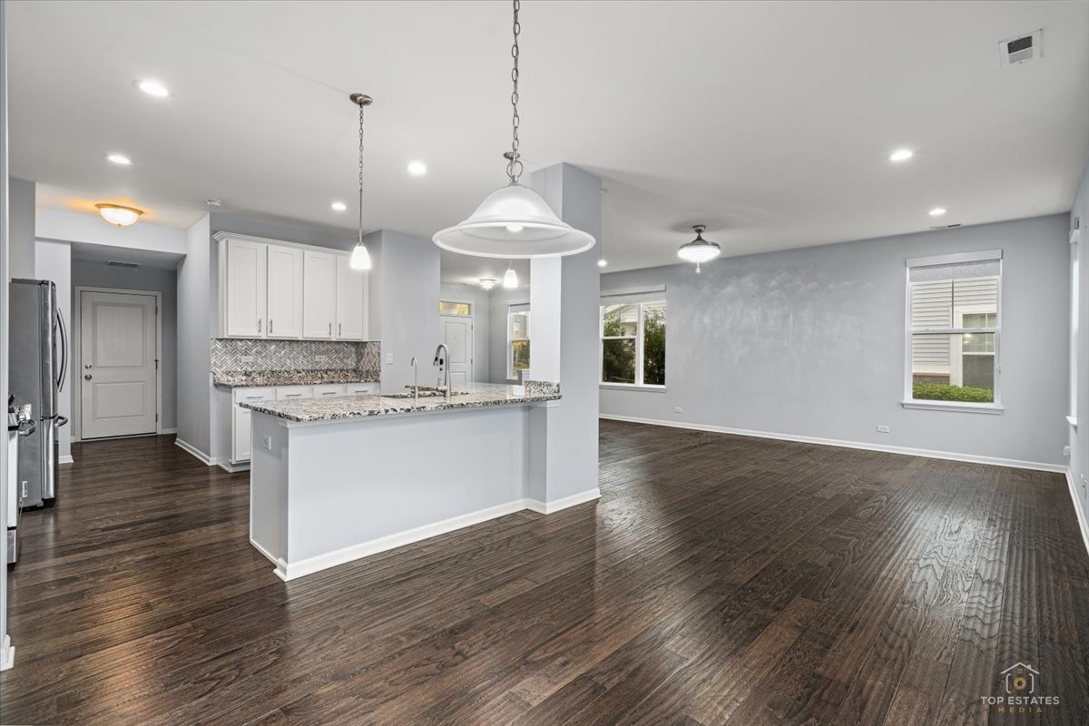 4177 Irving Road Property Photo 7