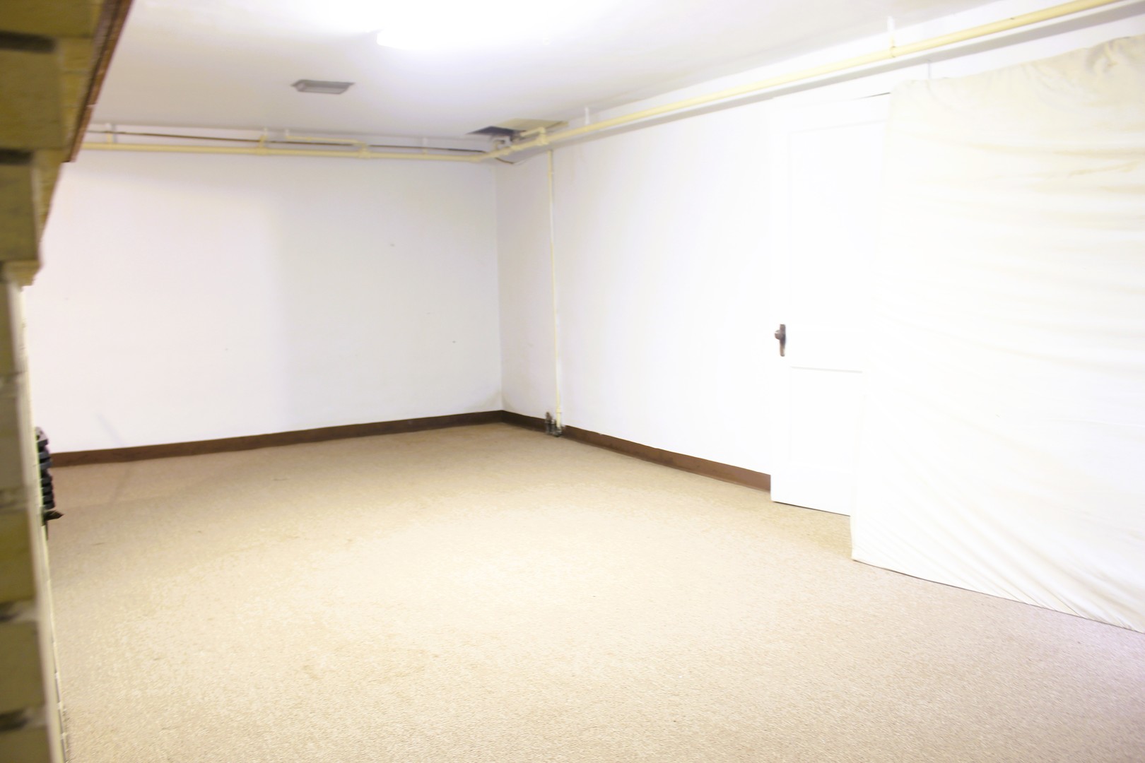 1351 W Lincoln Boulevard Property Photo 23