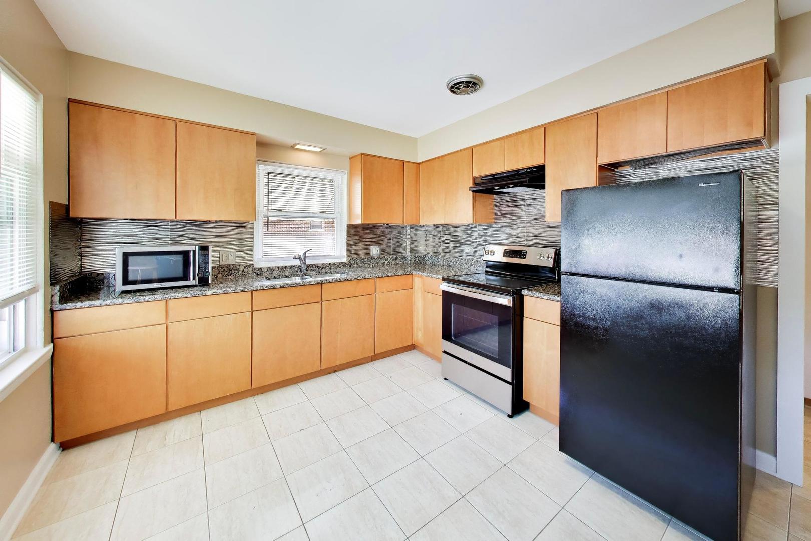 1605 Westchester Boulevard Property Photo 18