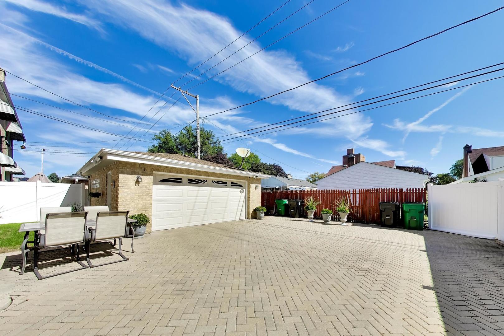 1605 Westchester Boulevard Property Photo 31