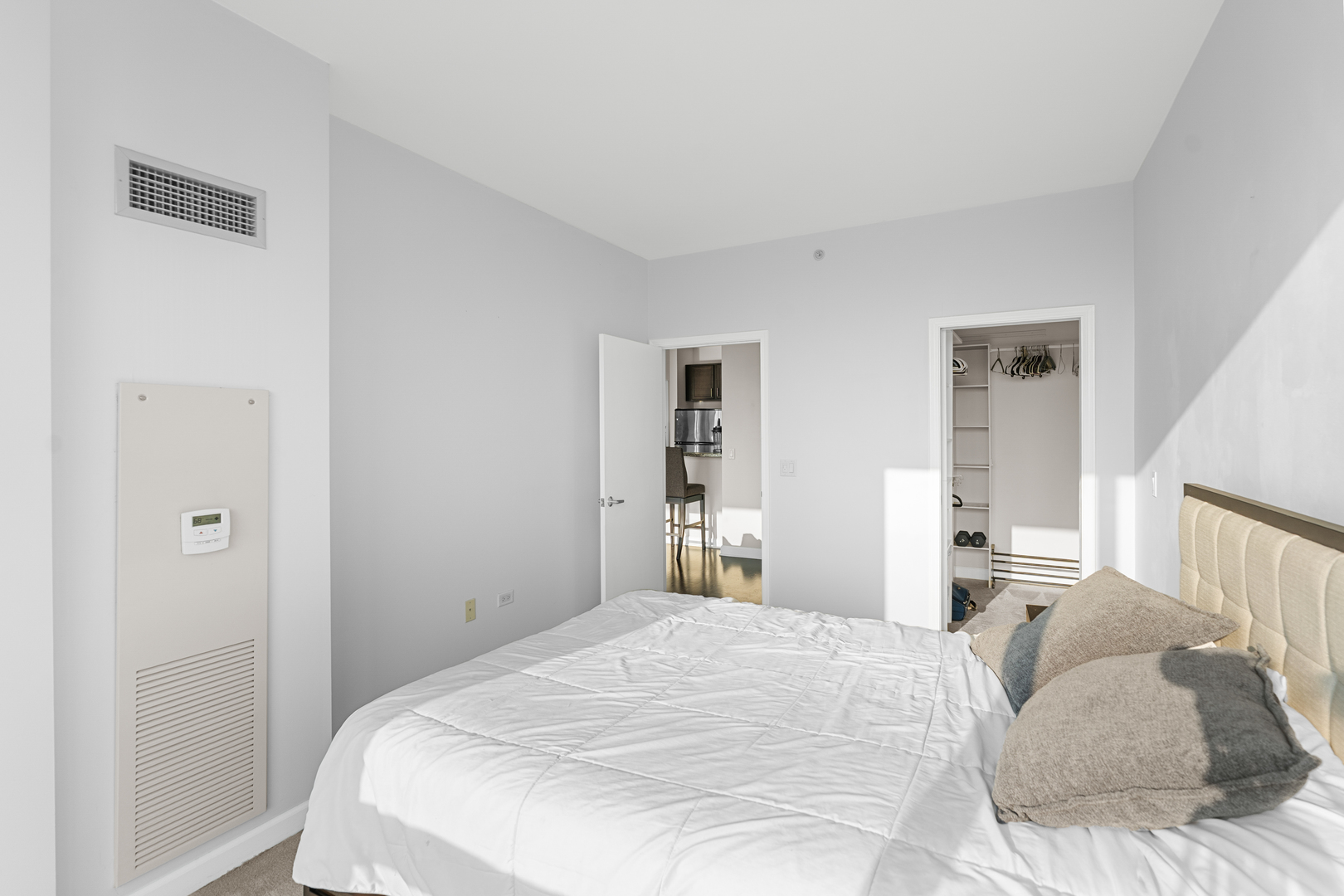 1901 S Calumet Avenue 1312 Property Photo 16