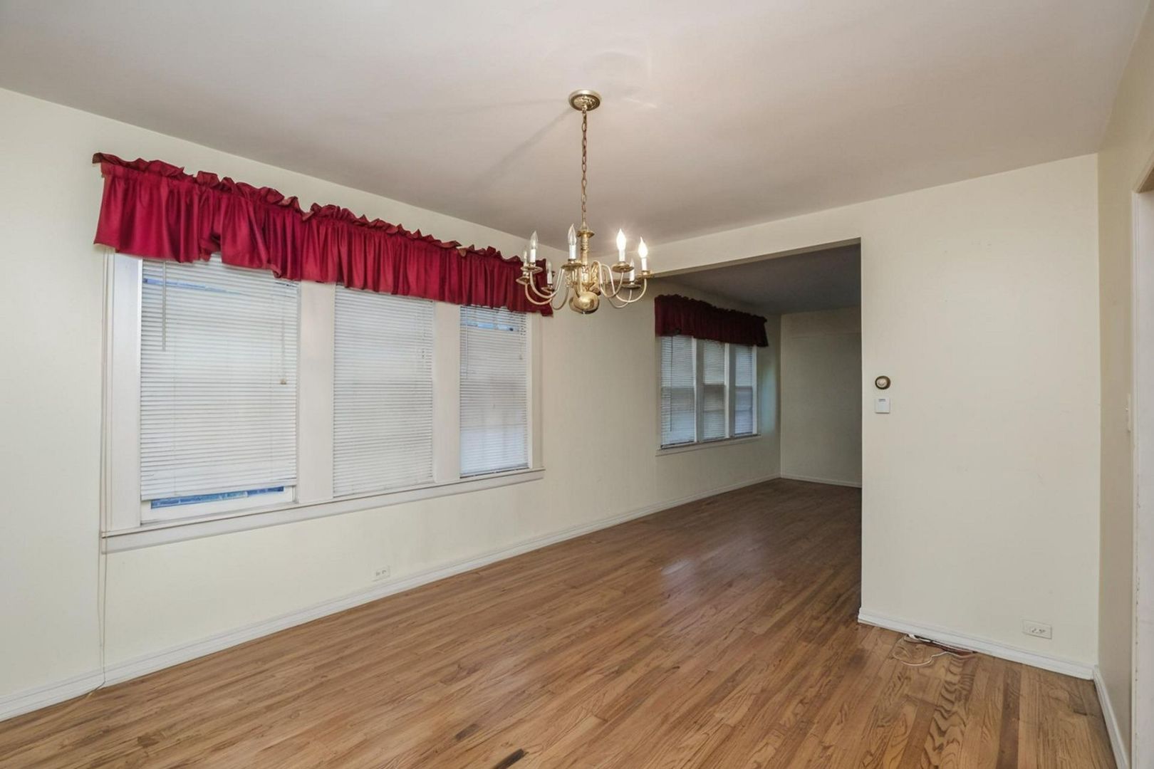 229 East Avenue Property Photo 6