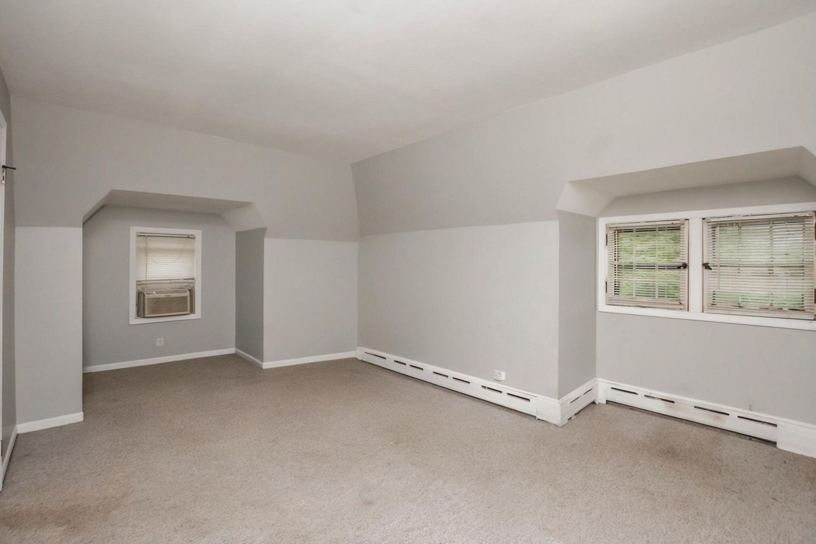 229 East Avenue Property Photo 14