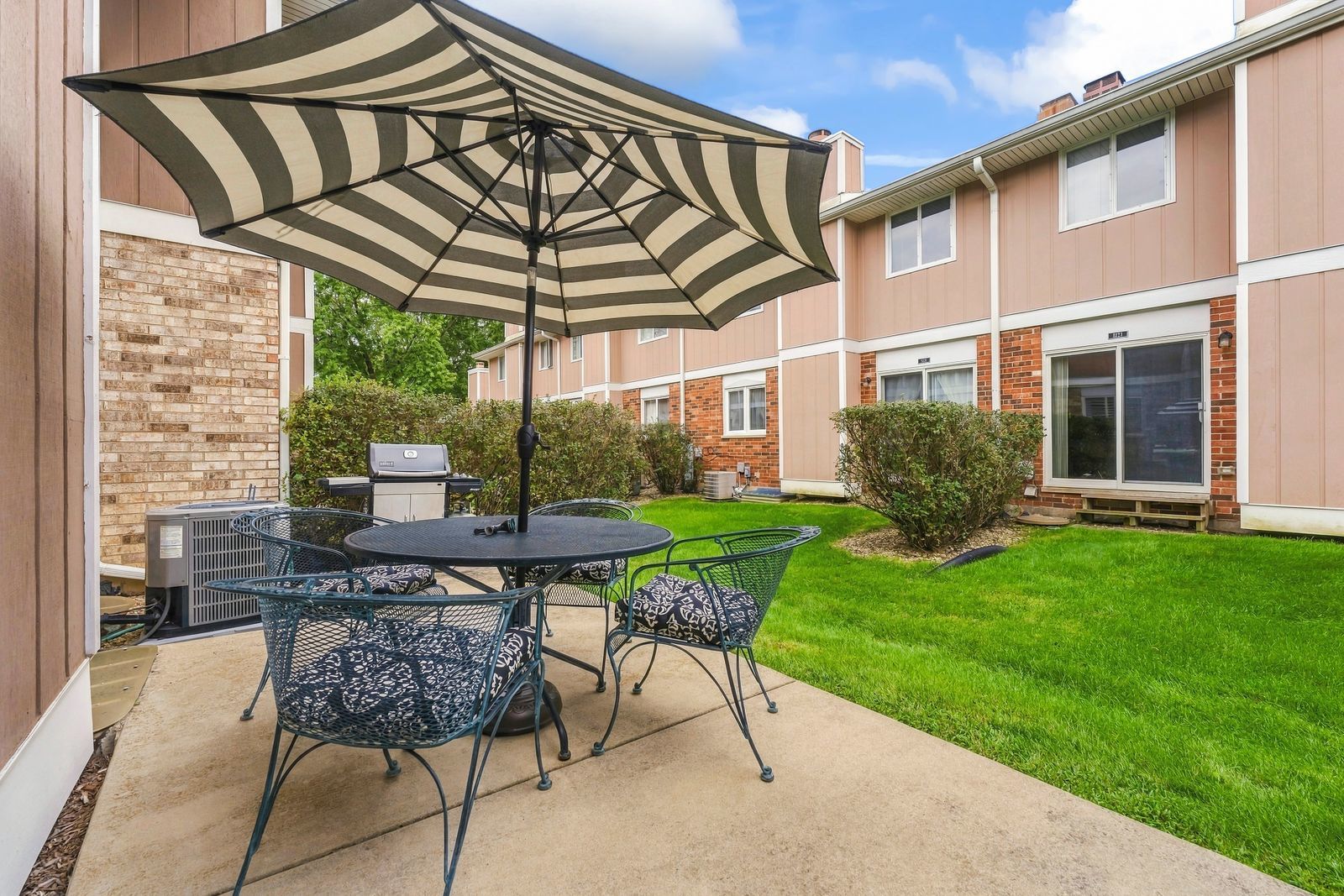 1232 Reading Court Property Photo 23