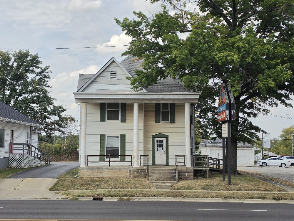 1808 Broadway Street Property Photo 2
