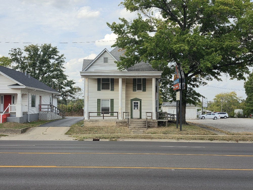 1808 Broadway Street Property Photo 3
