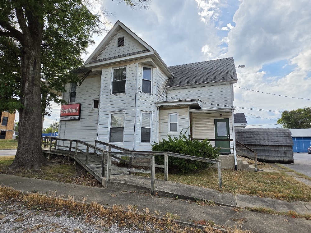 1808 Broadway Street Property Photo 6