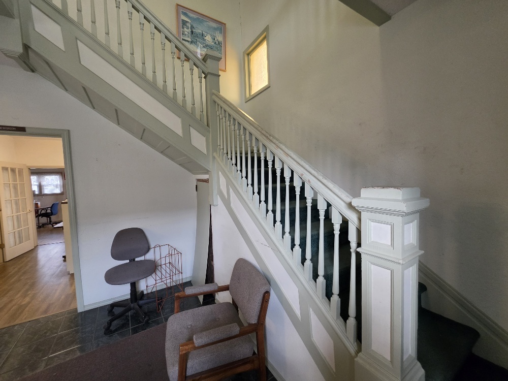 1808 Broadway Street Property Photo 8