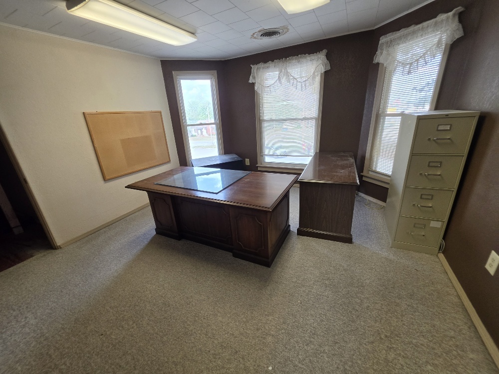 1808 Broadway Street Property Photo 18