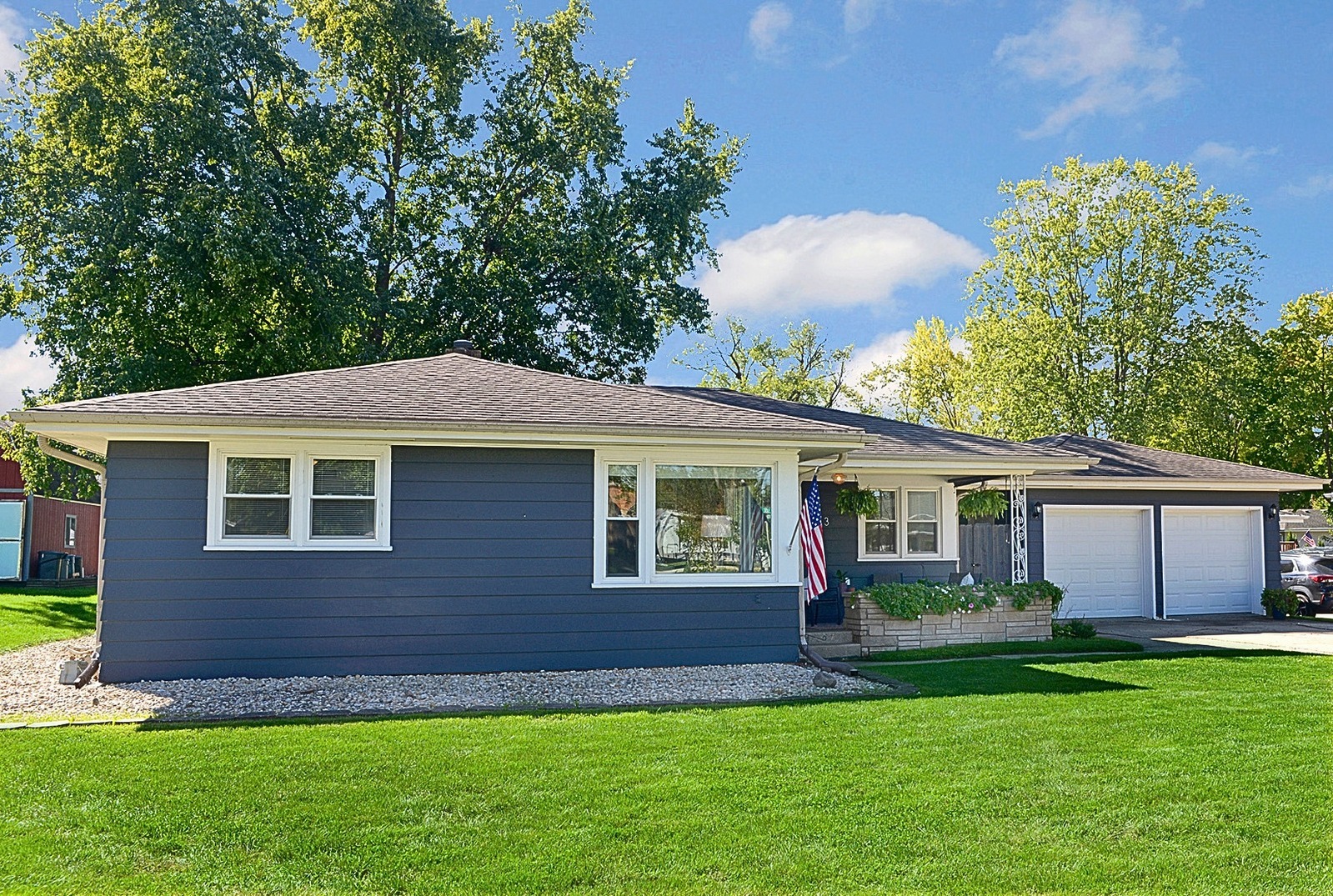 413 Hillside Avenue Property Photo 1