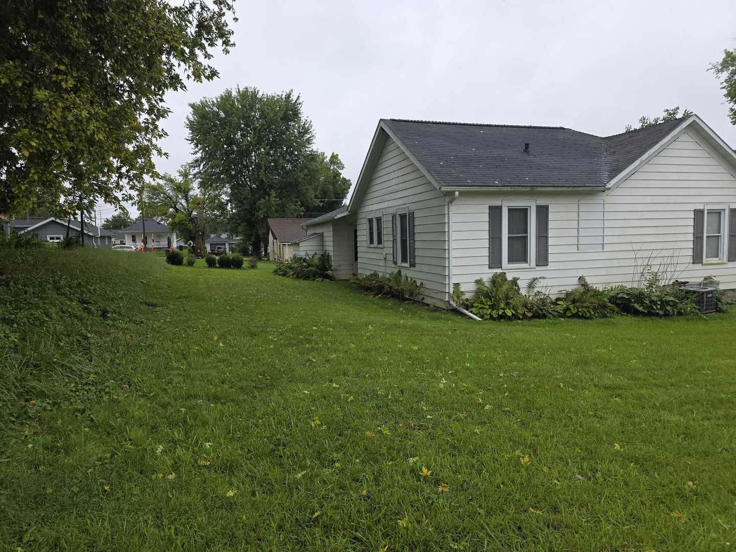 104 N Arthur Street Property Photo 3