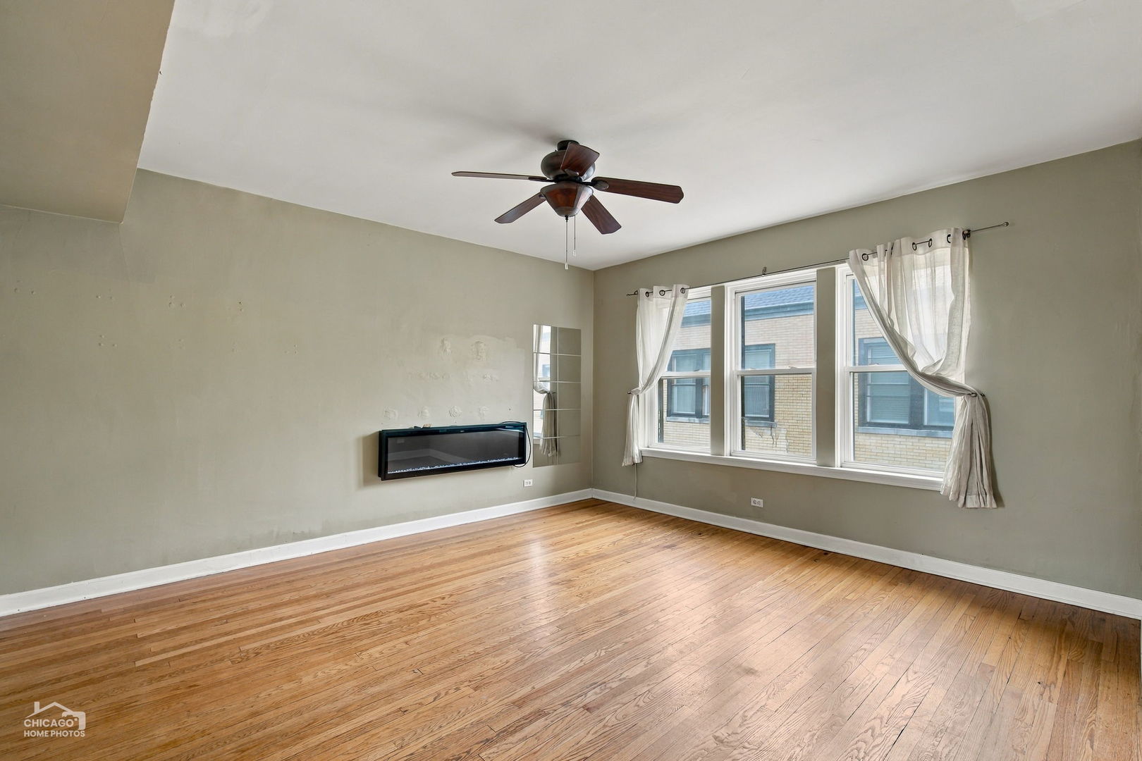 2540 N Kedzie Boulevard 308 Property Photo 9