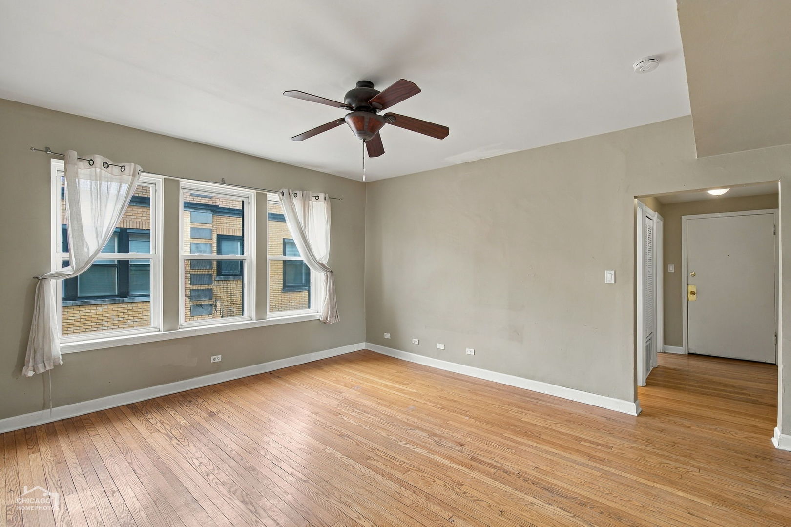 2540 N Kedzie Boulevard 308 Property Photo 10