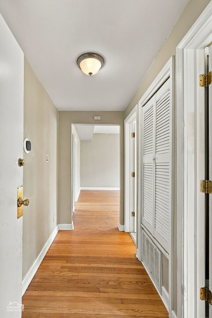 2540 N Kedzie Boulevard 308 Property Photo 15