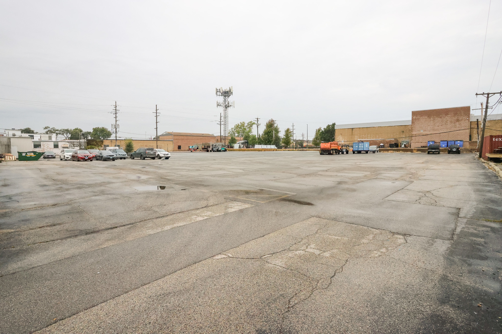 12774801 Property Photo 36