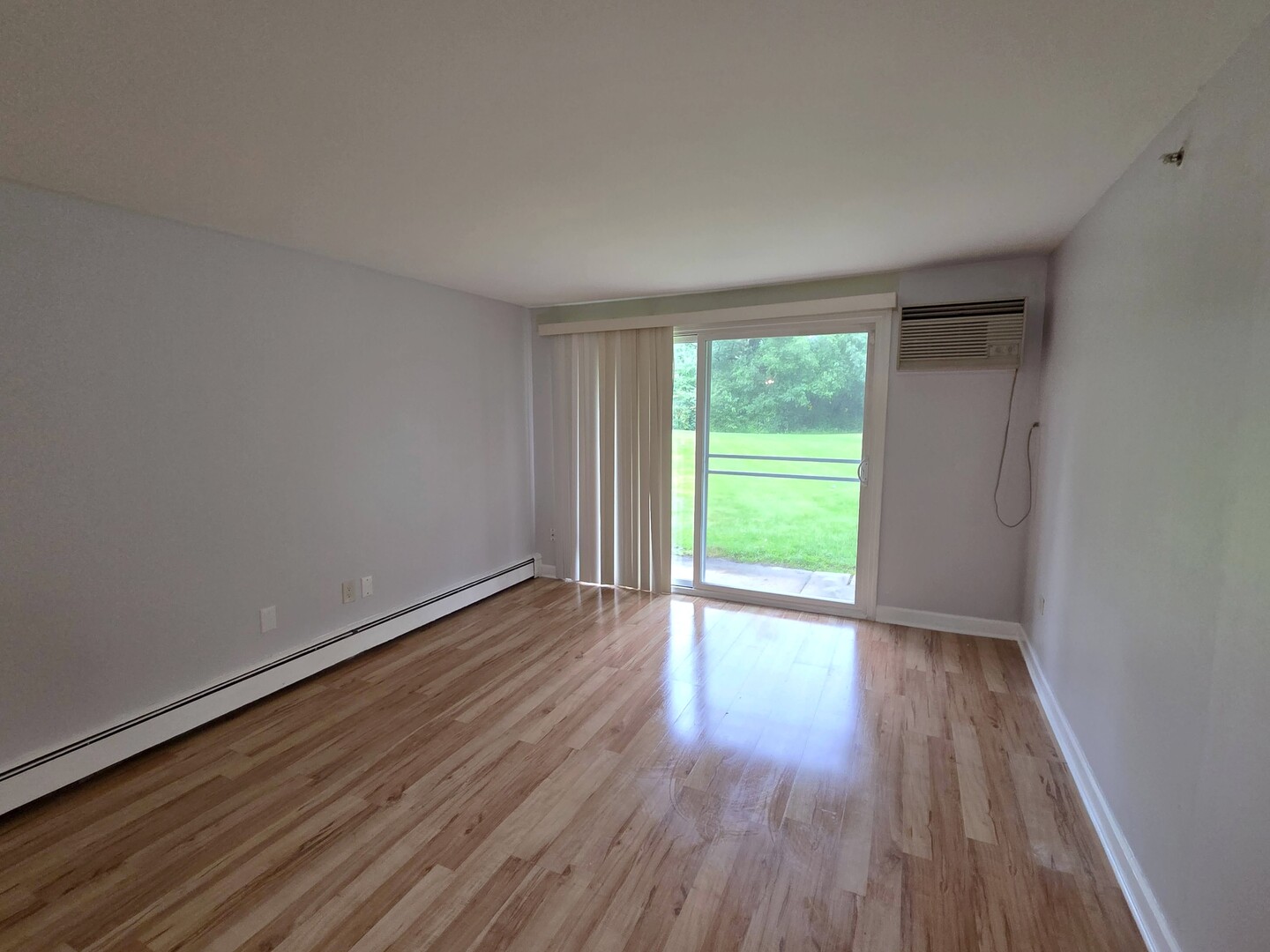 10213 S 86th Terrace 103 Property Photo 2