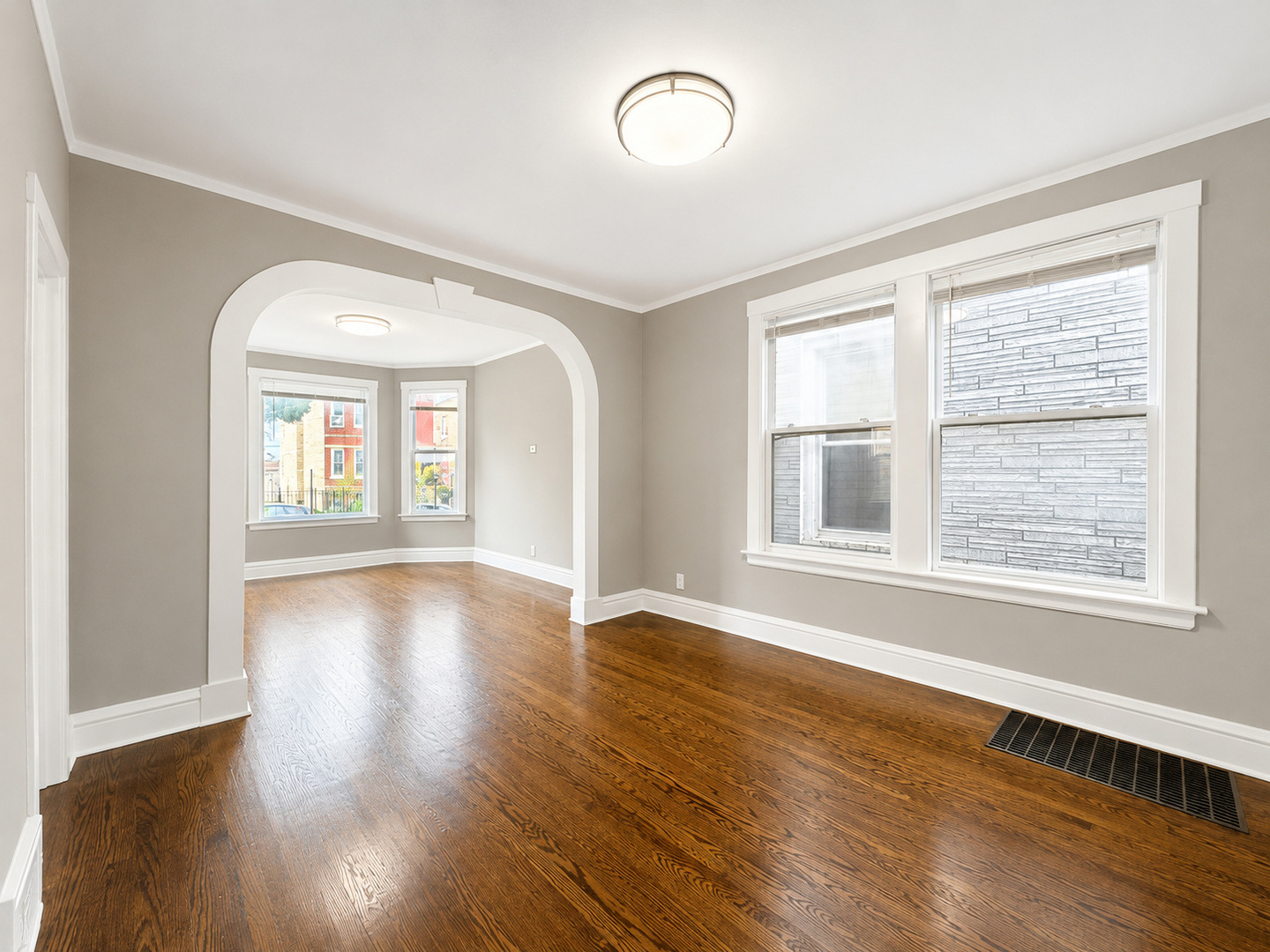 4637 W Mclean Avenue Property Photo 6