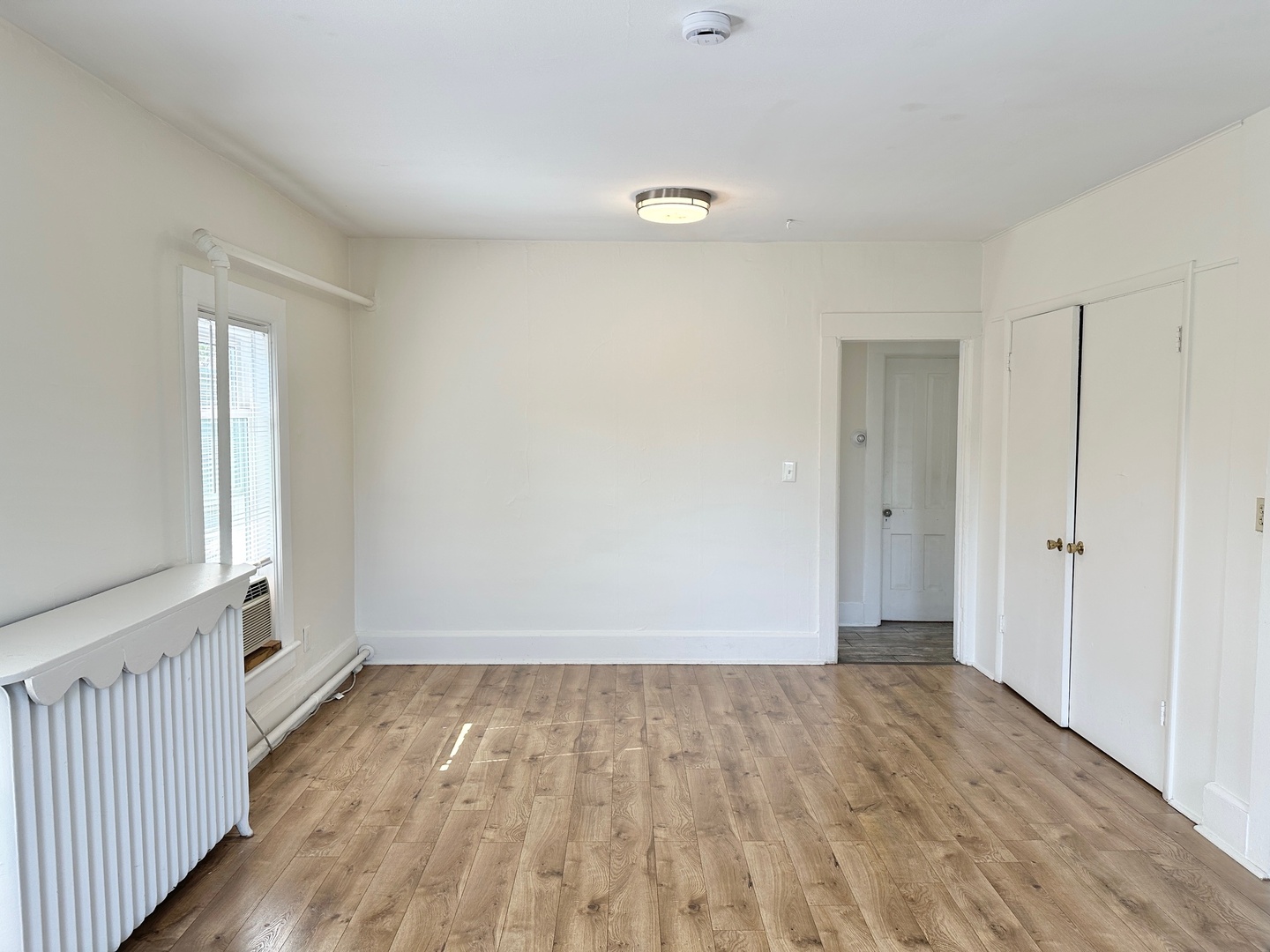 404 Mountain Street 2w Property Photo 4