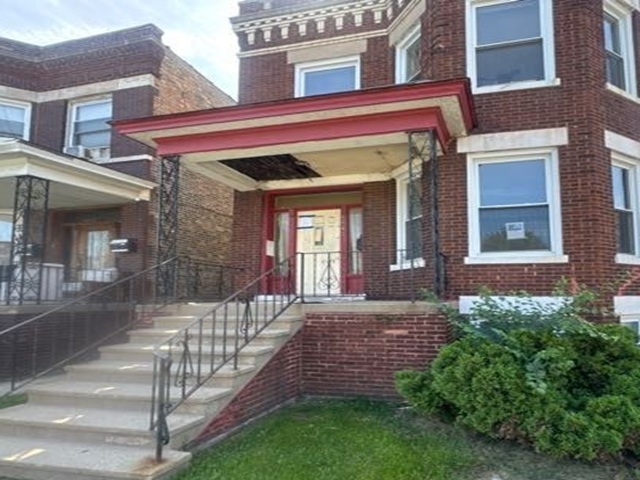 4847 W 23rd Place Property Photo 3